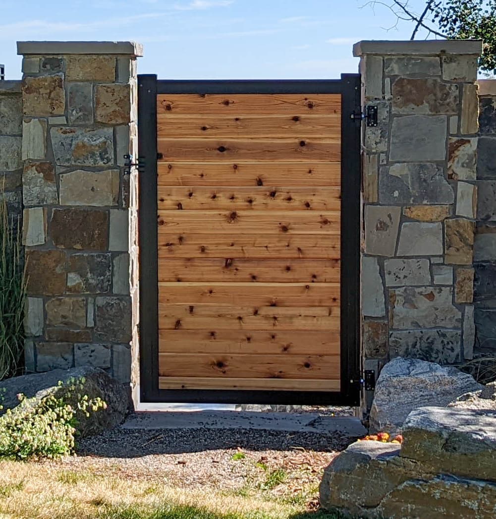 Representative Raw Cedar horizontal gate image